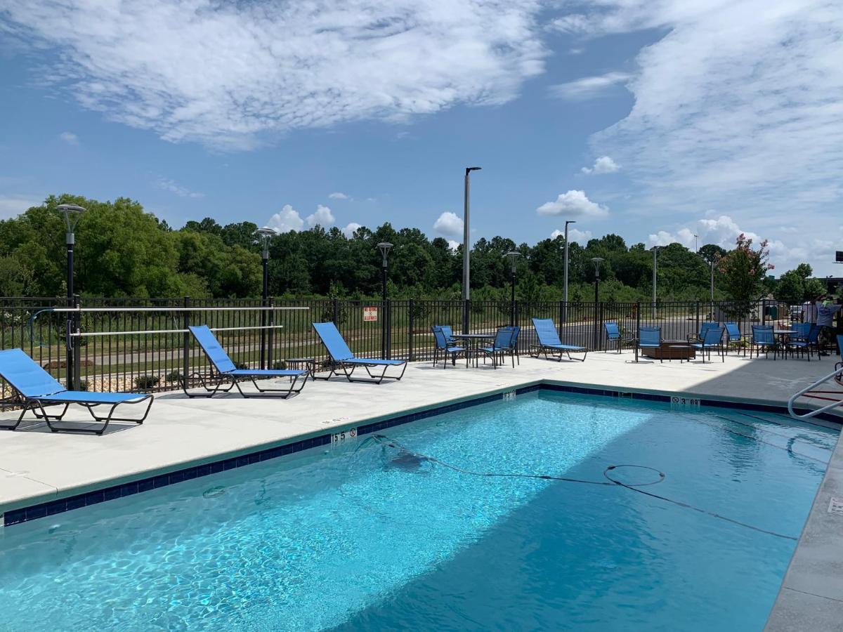 La Quinta Inn & Suites By Wyndham Tifton Buitenkant foto