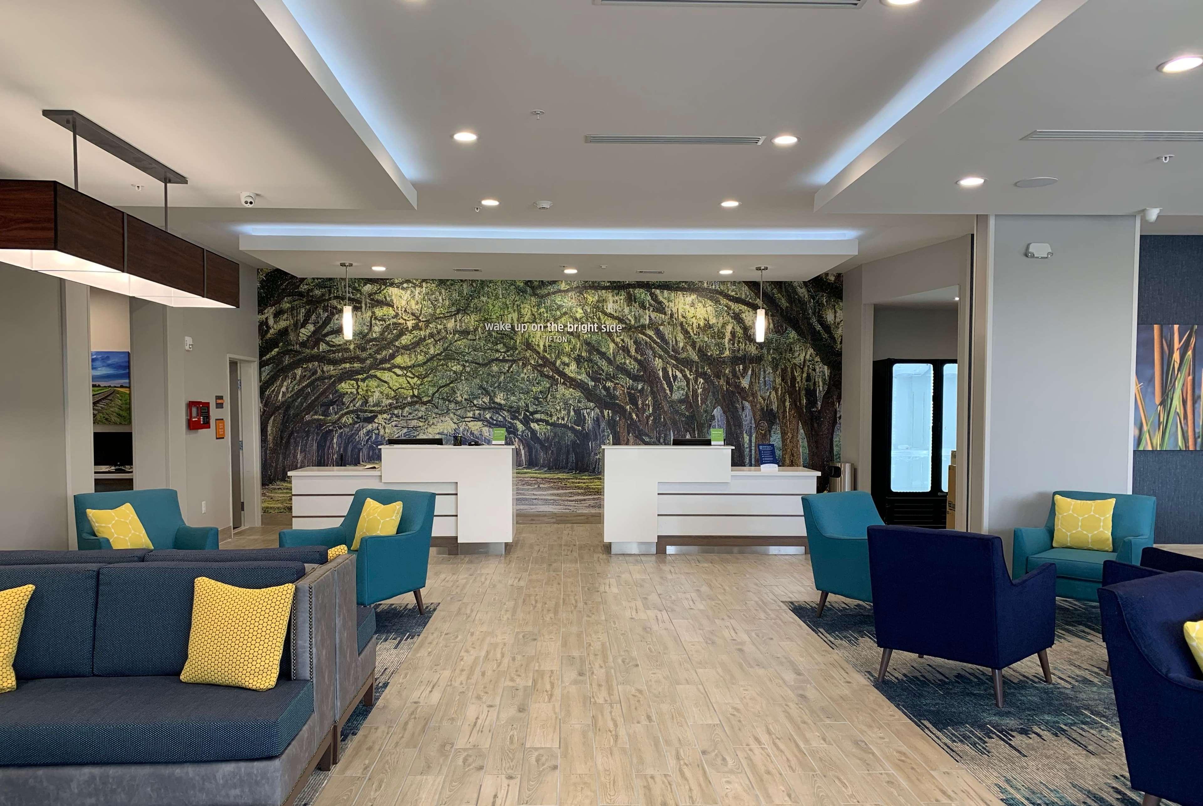 La Quinta Inn & Suites By Wyndham Tifton Buitenkant foto