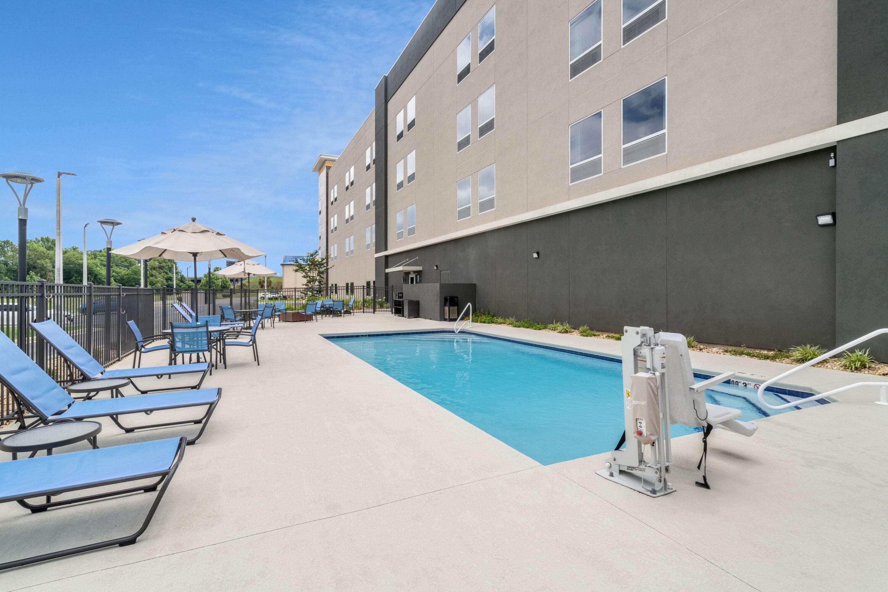 La Quinta Inn & Suites By Wyndham Tifton Buitenkant foto